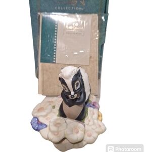 Walt Disney Classic Collecton Flower "Oh Gosh"  Bambi Figure  In Original Box